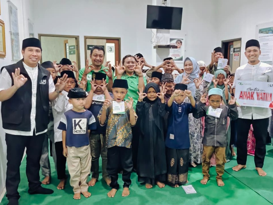 Sepotong Bahagia untuk Sulthon dan Puluhan Anak Yatim Lainnya